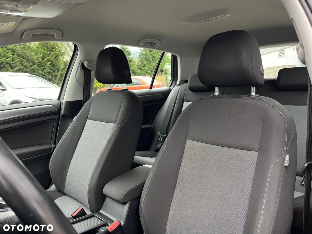 Volkswagen Golf 1.2 TSI BMT Trendline - 11