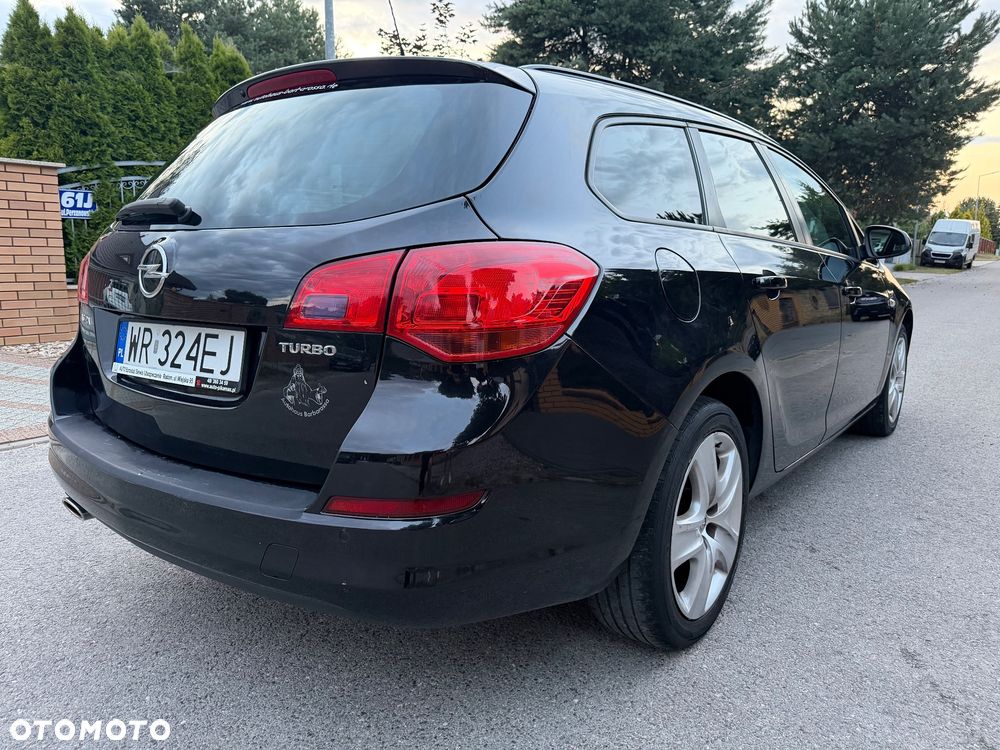 Opel Astra 1.4 T Enjoy - 4