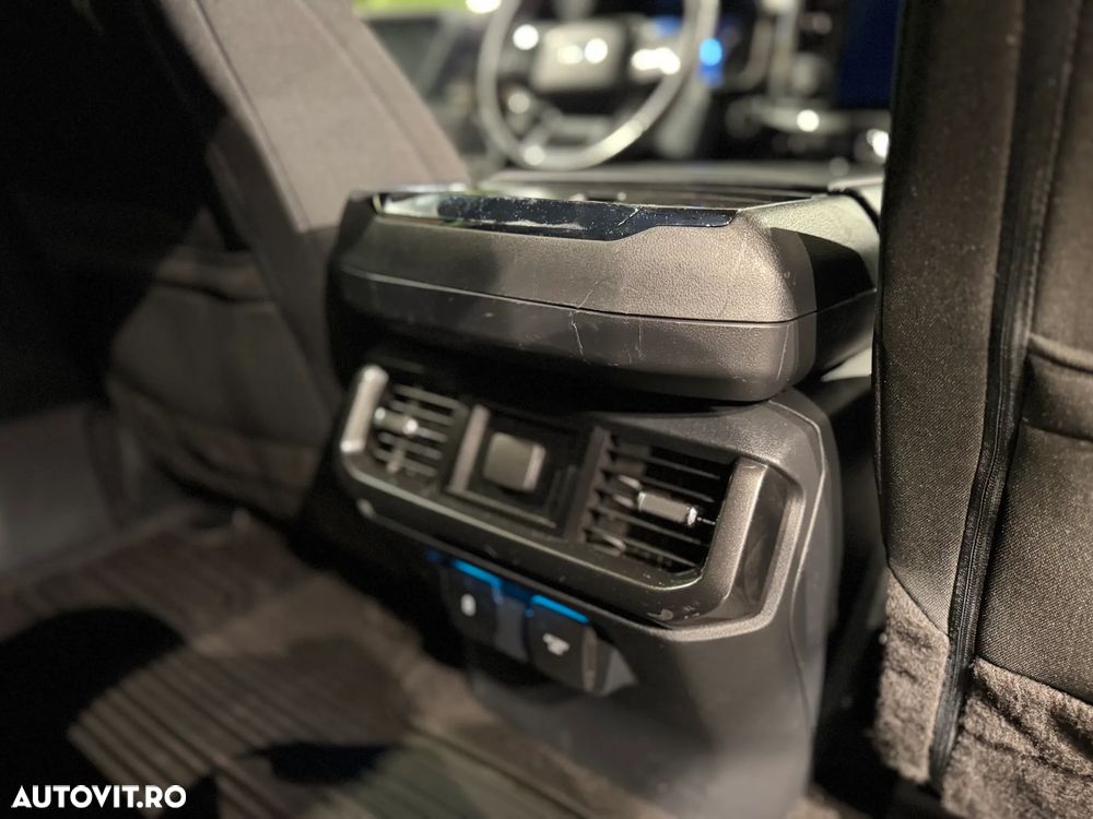 Ford F150 SuperCrew 3.5L PowerBoost Hybrid - 18