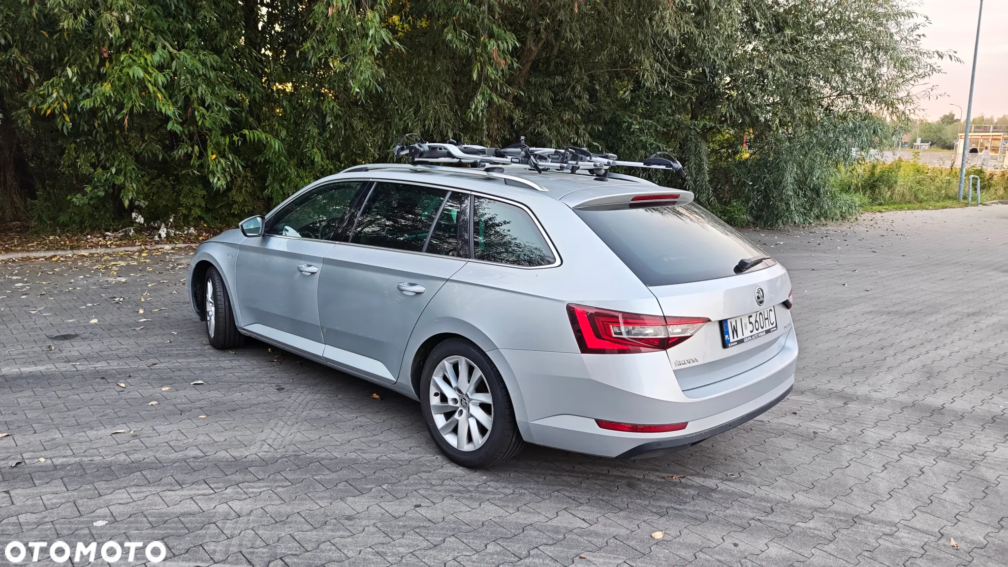 Skoda Superb 1.8 TSI L&K DSG - 3