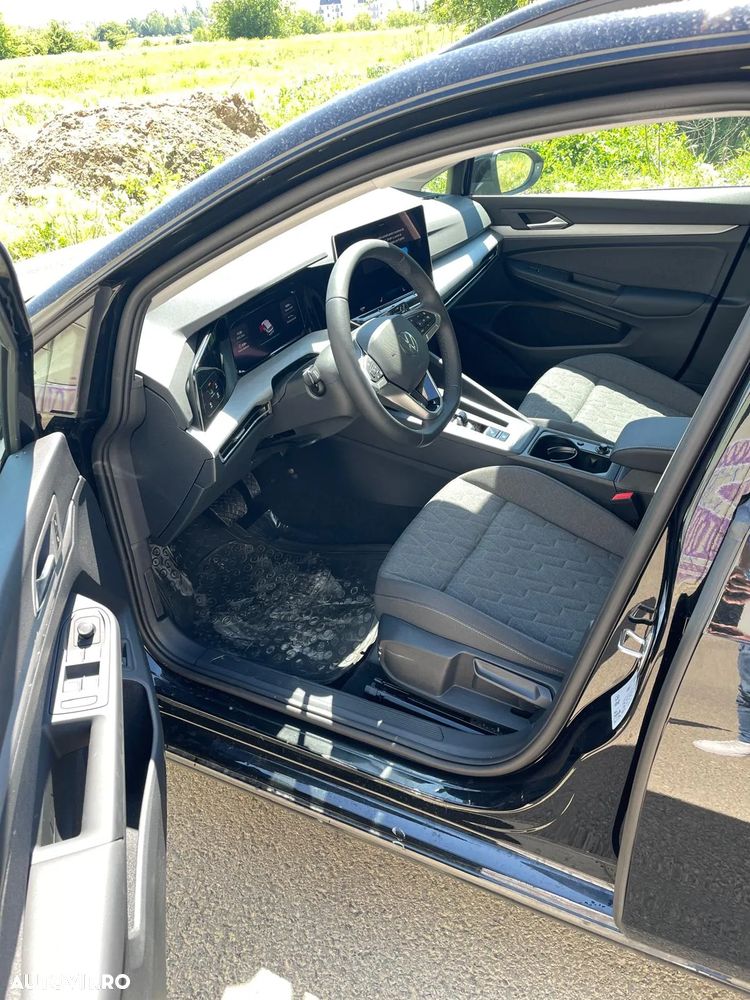 Volkswagen Golf 1.5 eTSI DSG MHEV Life - 8