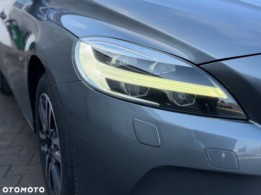 Volvo V40 - 5