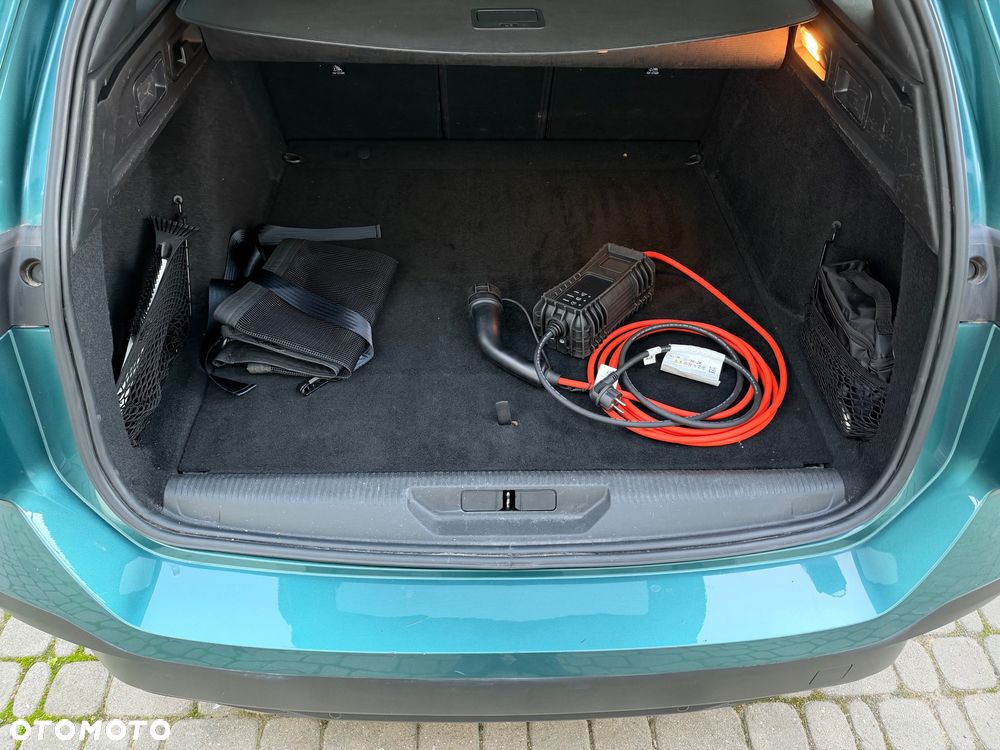 Peugeot 308 180 e-EAT8 Allure - 13