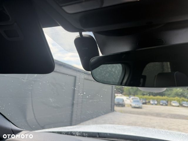 Land Rover Discovery 2.0 SD4 HSE Luxury - 4