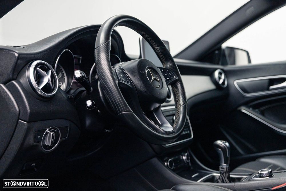 Mercedes-Benz CLA 200 d Shooting Brake Urban - 24