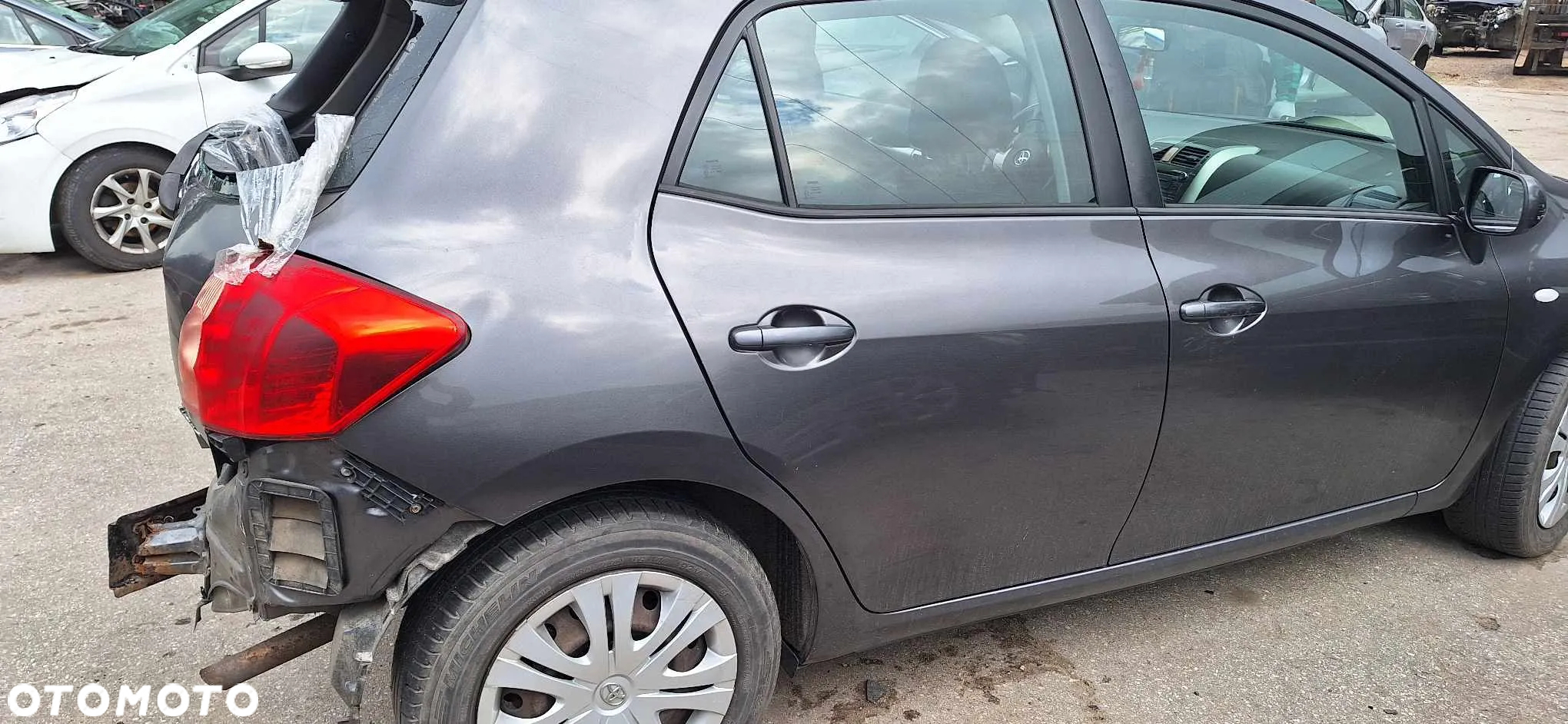 Toyota auris I 1,4 d4d 90km piasta zwrotnica przód prawa lewa - 5