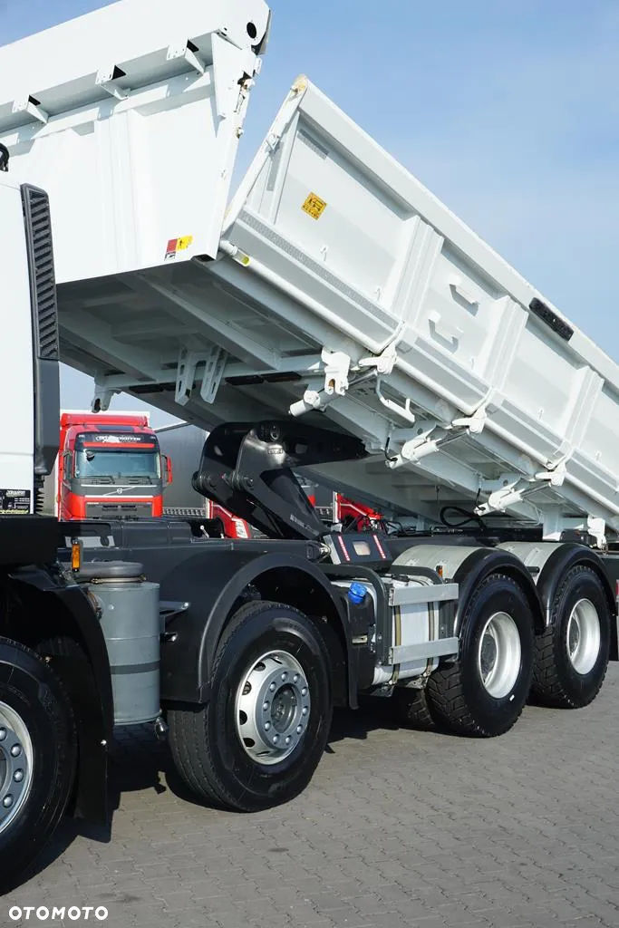 Iveco / TRAKKER / 480 / E 6 / WYWROTKA / 8 X 4 / HYDROBURTA / RETARDER - 15