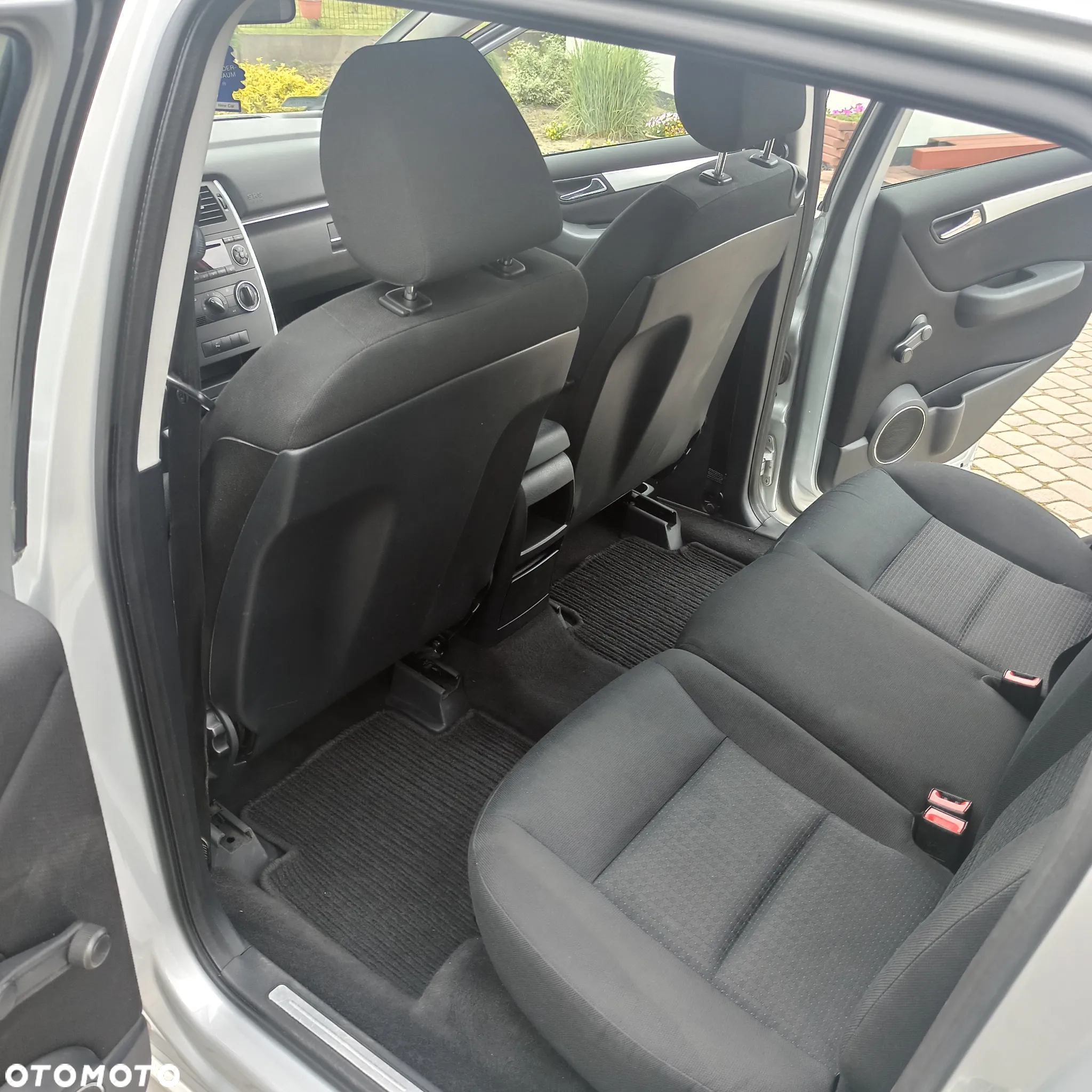 Mercedes-Benz Klasa B 180 CDI Autotronic - 7