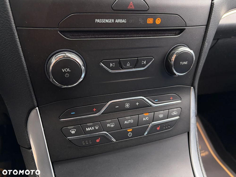 Ford S-Max 2.0 TDCi Titanium PowerShift - 31