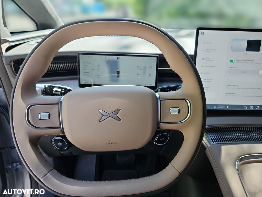 Xpeng G9 - 11
