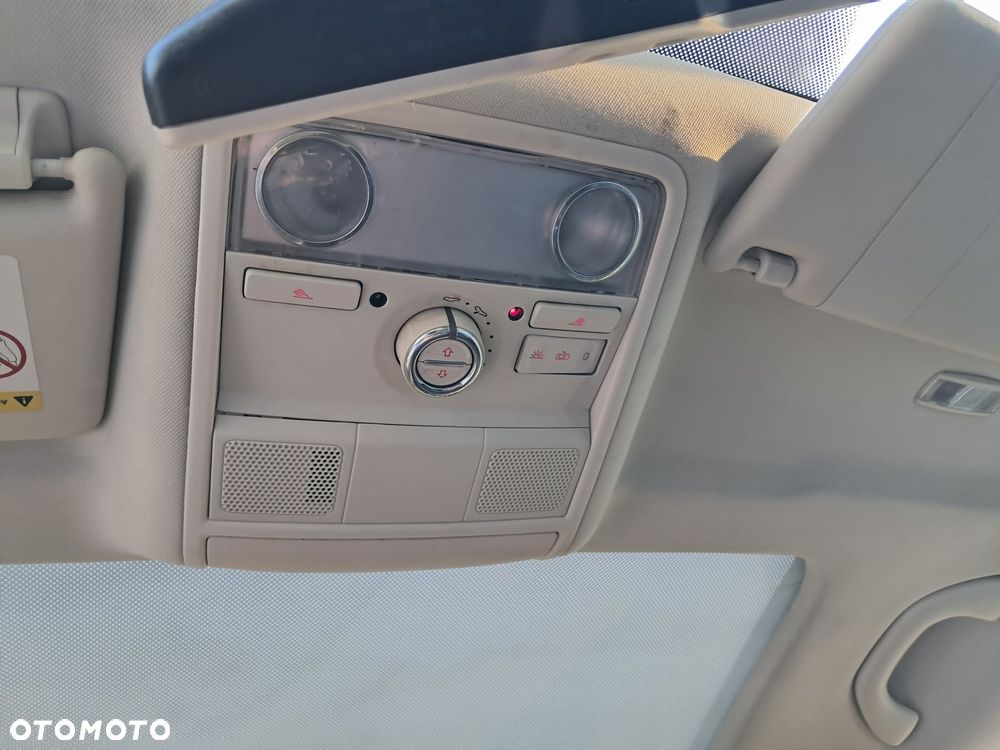 Volkswagen Passat 2.0 TDI 4Mot Comfortline - 7