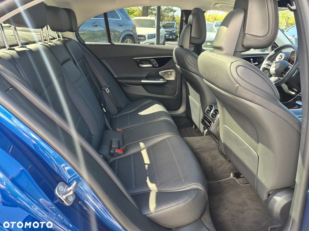 Mercedes-Benz Klasa C 220 d mHEV 4-Matic AMG - 35