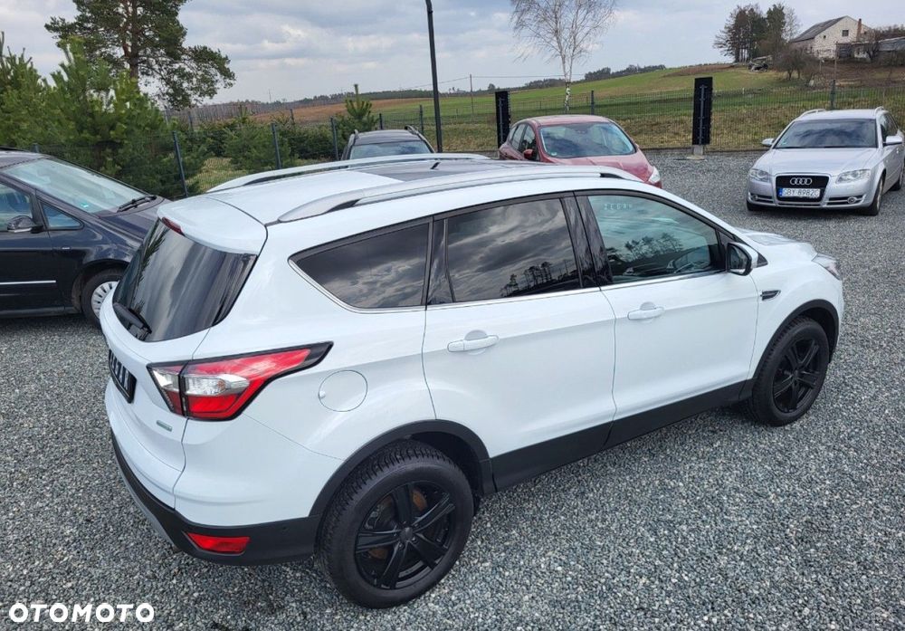 Ford Kuga - 30