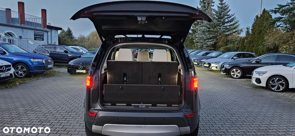 Land Rover Discovery - 24