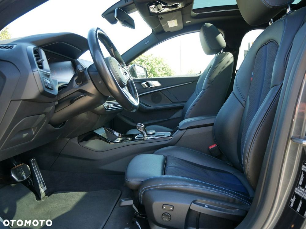 BMW Seria 2 218i M Sport - 12