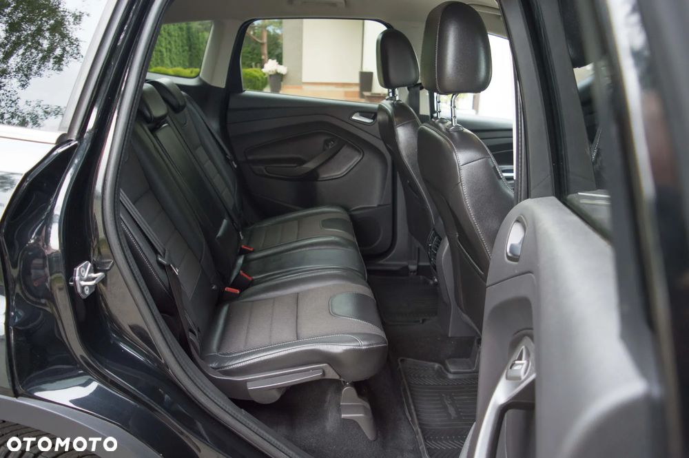 Ford Kuga 2.0 TDCi 2x4 Titanium - 29