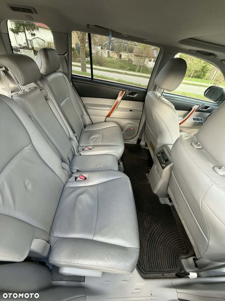 Toyota Highlander 3.5 V6 4WD - 2