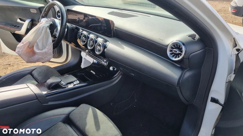 Mercedes-Benz Klasa A 200 d 8G-DCT AMG Line - 26