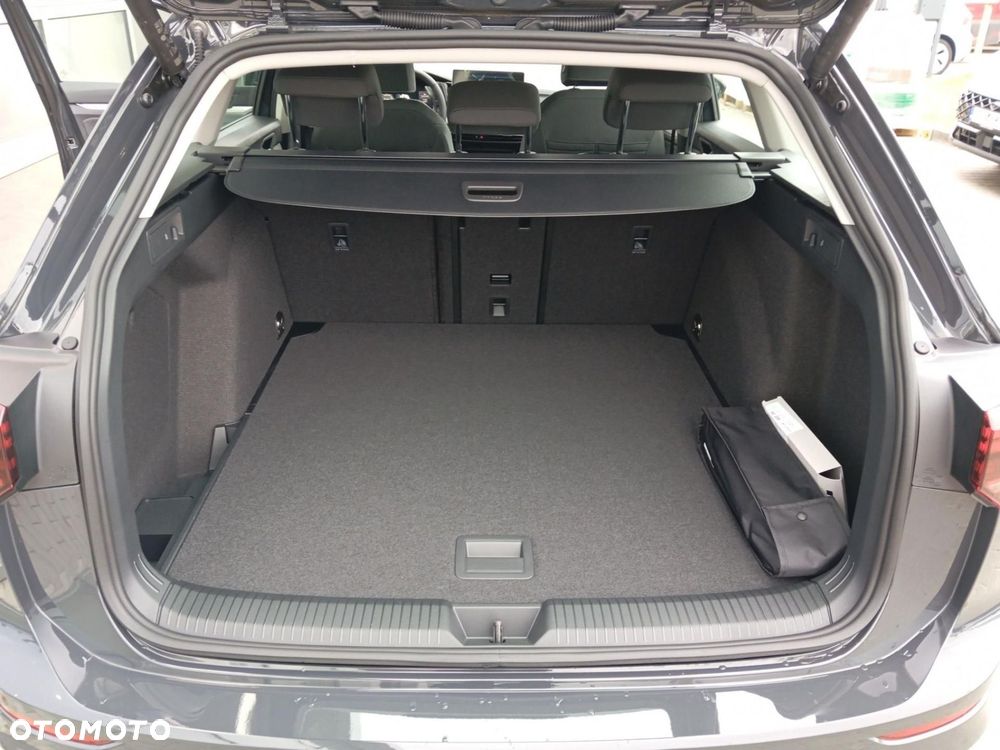 Volkswagen Golf - 25