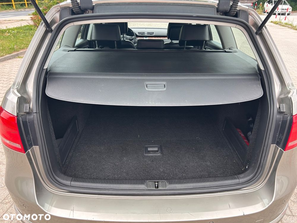 Volkswagen Passat 2.0 TDI BlueMotion Technology Highline - 12
