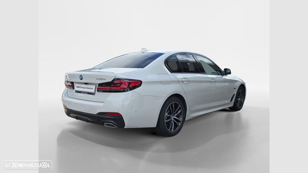 BMW 530 e Pack M - 4