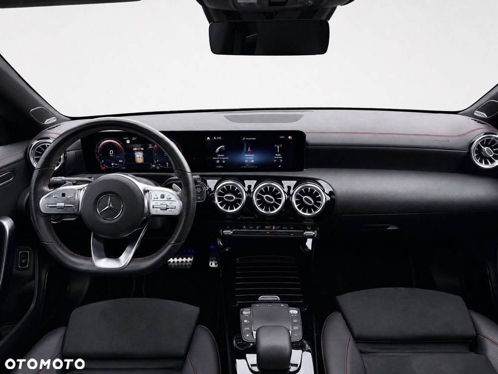 Mercedes-Benz CLA 250 4Matic 8G-DCT AMG Line Advanced Plus - 14