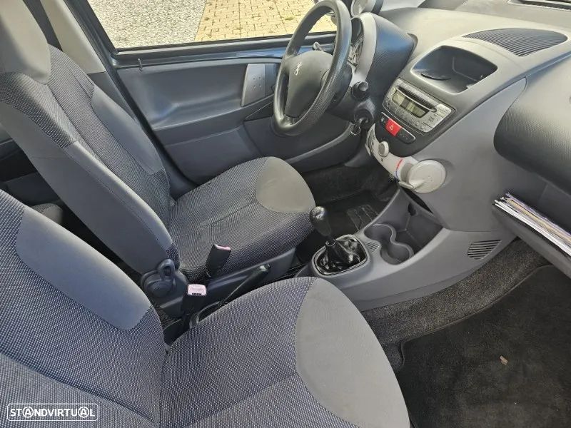 Peugeot 107 1.0 Trendy - 22