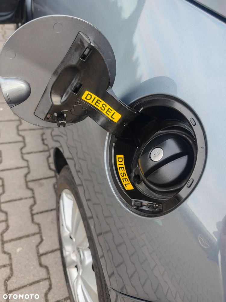 Citroën DS3 HDi 90 FAP SoChic - 23