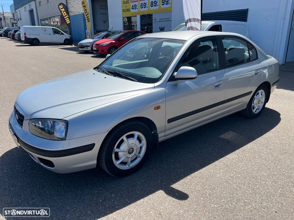 Hyundai Elantra 2.0 CRDi GLS - 1