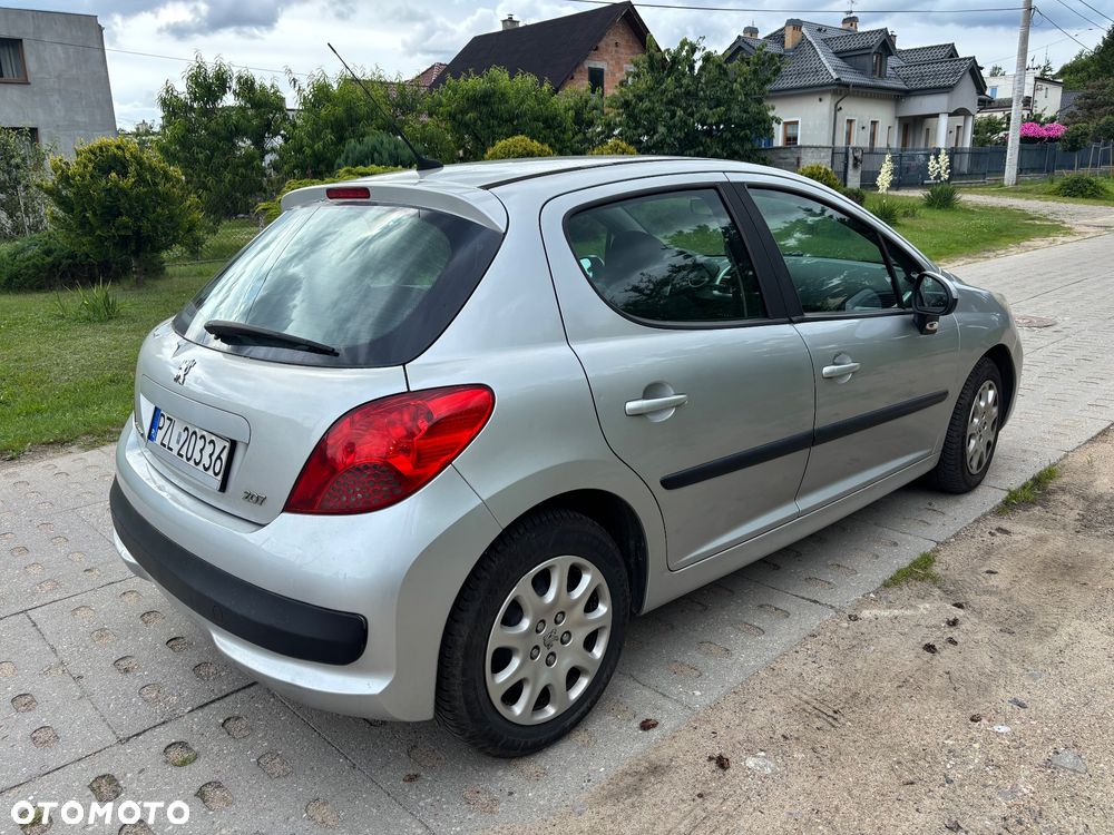 Peugeot 207 1.4 HDi Trendy - 4