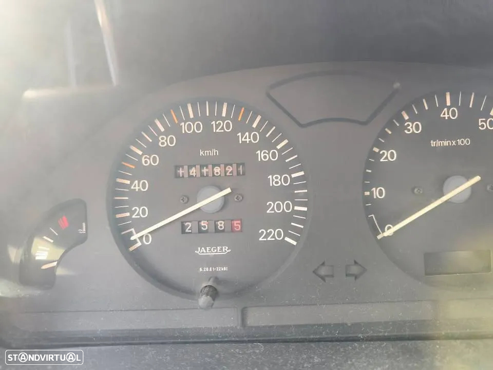 Peugeot 106 - 6