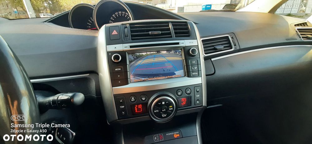 Toyota Verso 1.8 Premium 7os MS - 24
