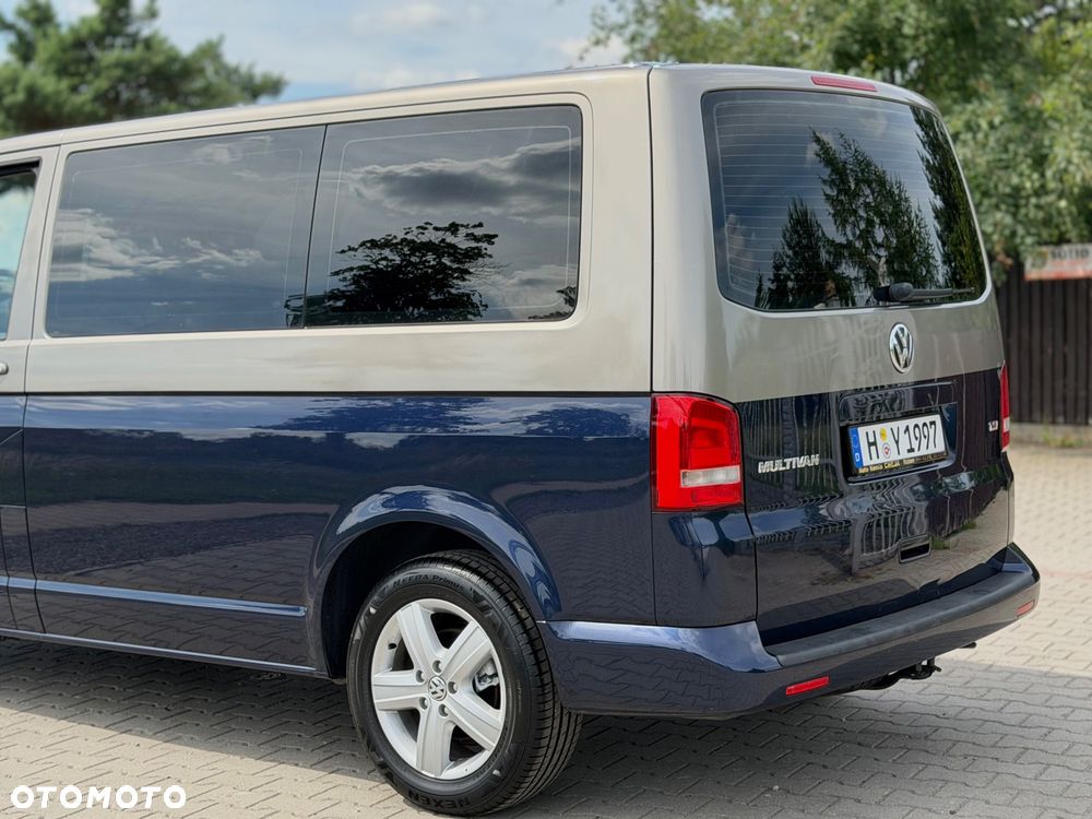Volkswagen Multivan - 33
