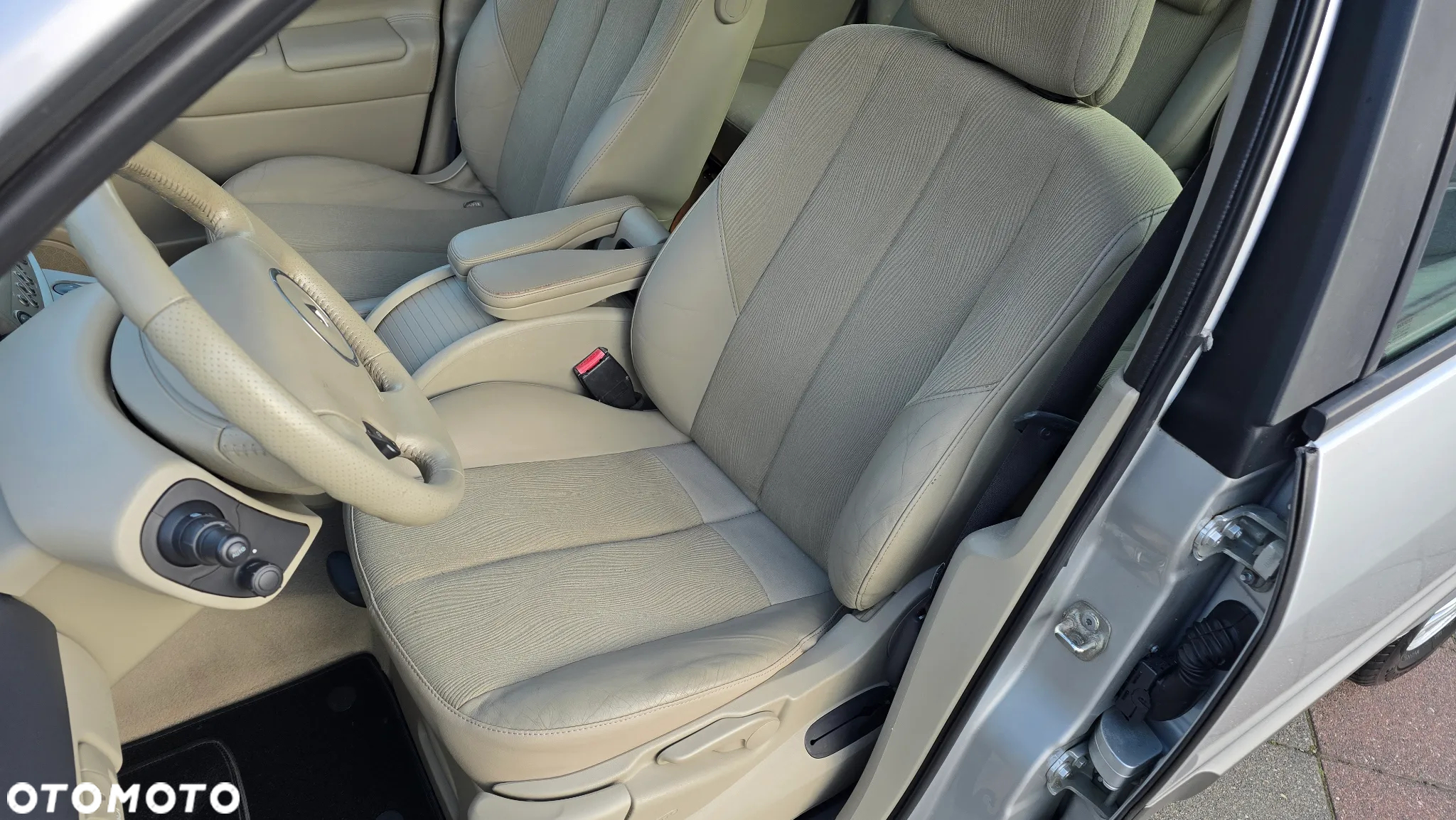 Renault Scenic 2.0 16V Dynamique - 22