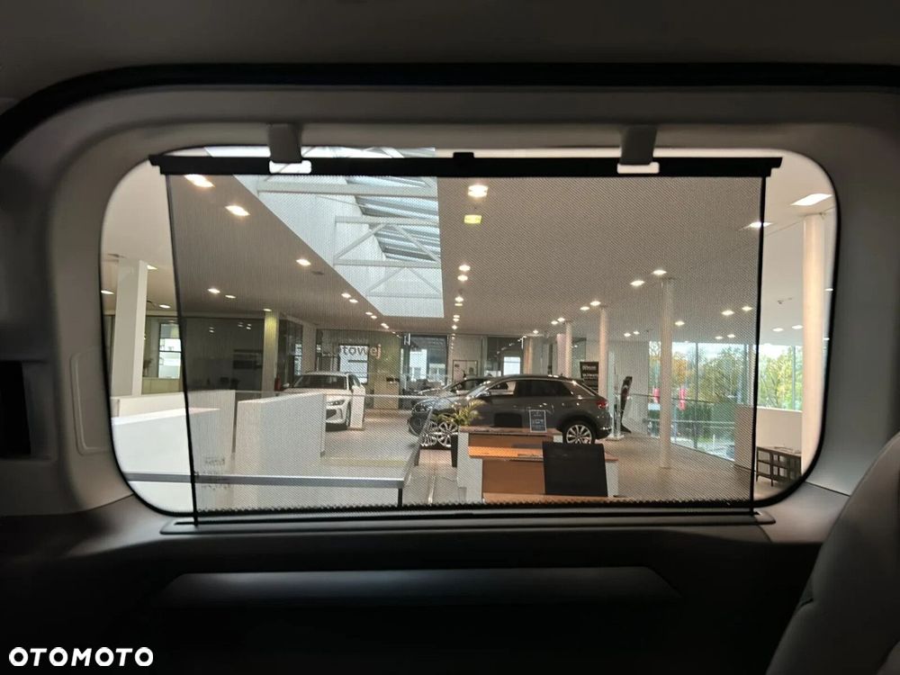 Volkswagen Caravelle Style 2.0 TDI 4Motion 170 KM automat - 24