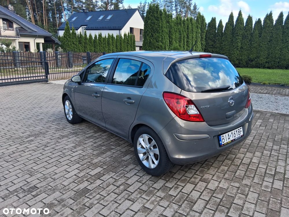 Opel Corsa 1.4 16V Energy - 6