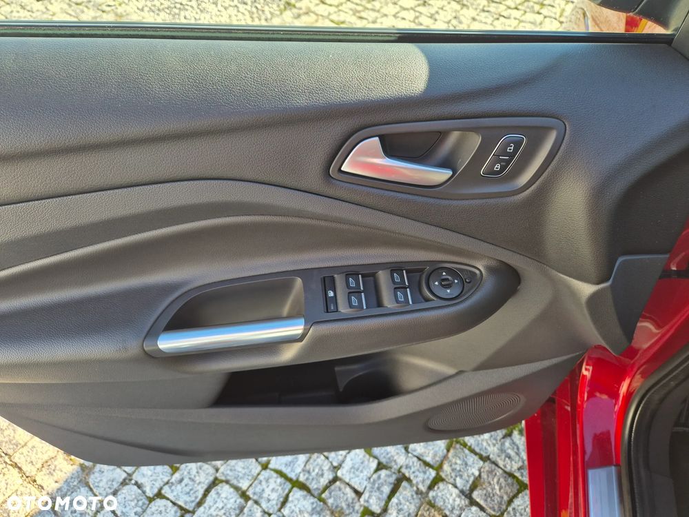 Ford Kuga 2.0 TDCi 4x4 ST-Line - 30