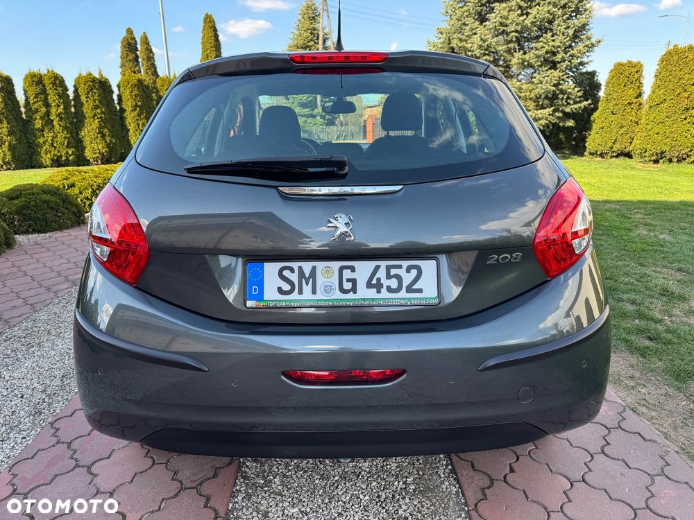 Peugeot 208 1.2 PureTech Allure - 8