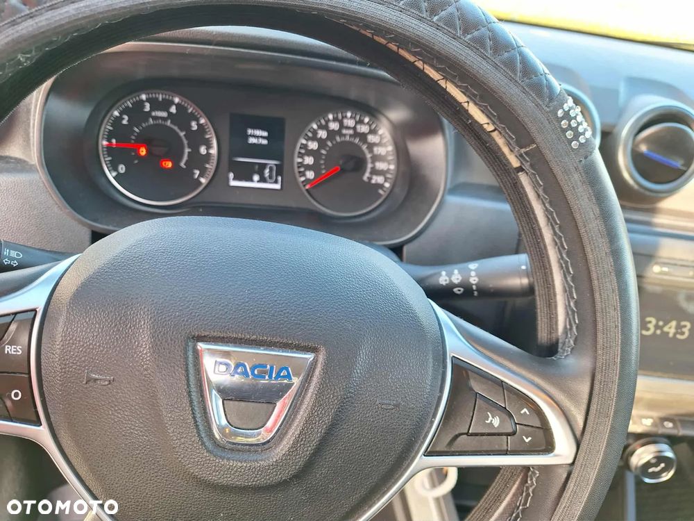 Dacia Duster 1.0 TCe SL Celebration - 11