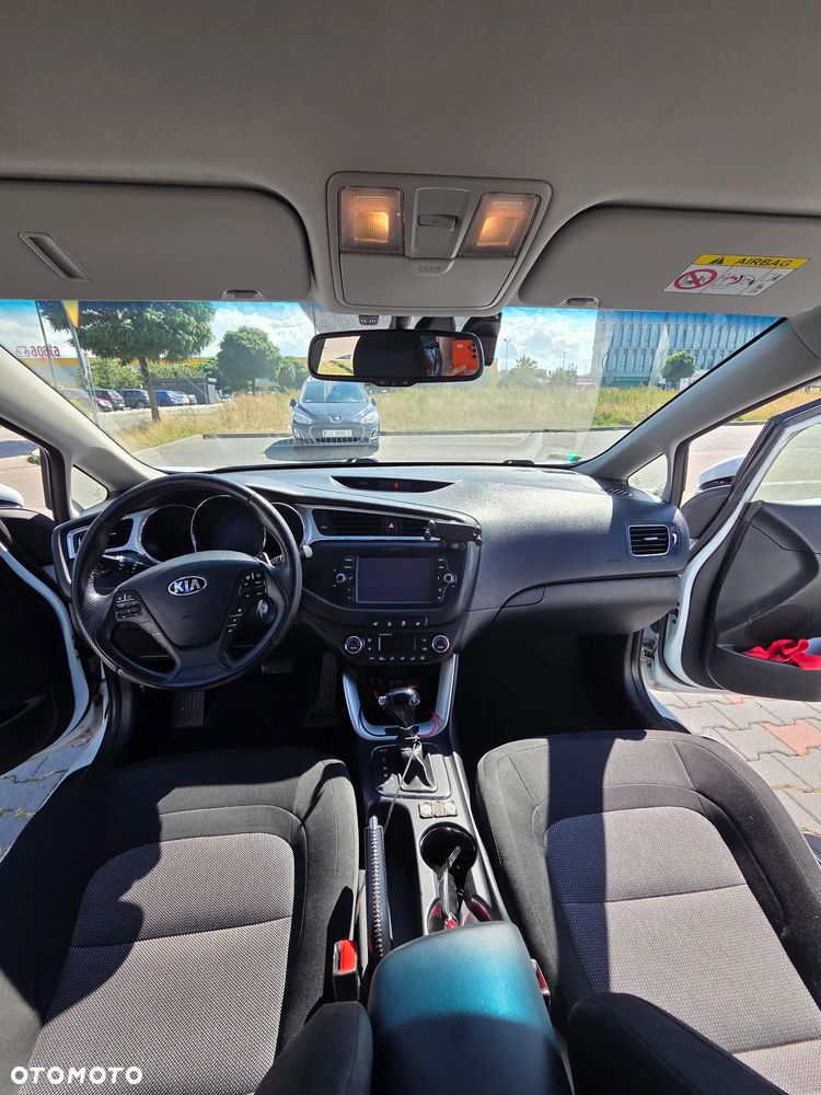Kia Ceed 1.6 CRDi L DCT - 24