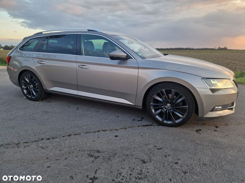 Skoda Superb 2018 photo 5