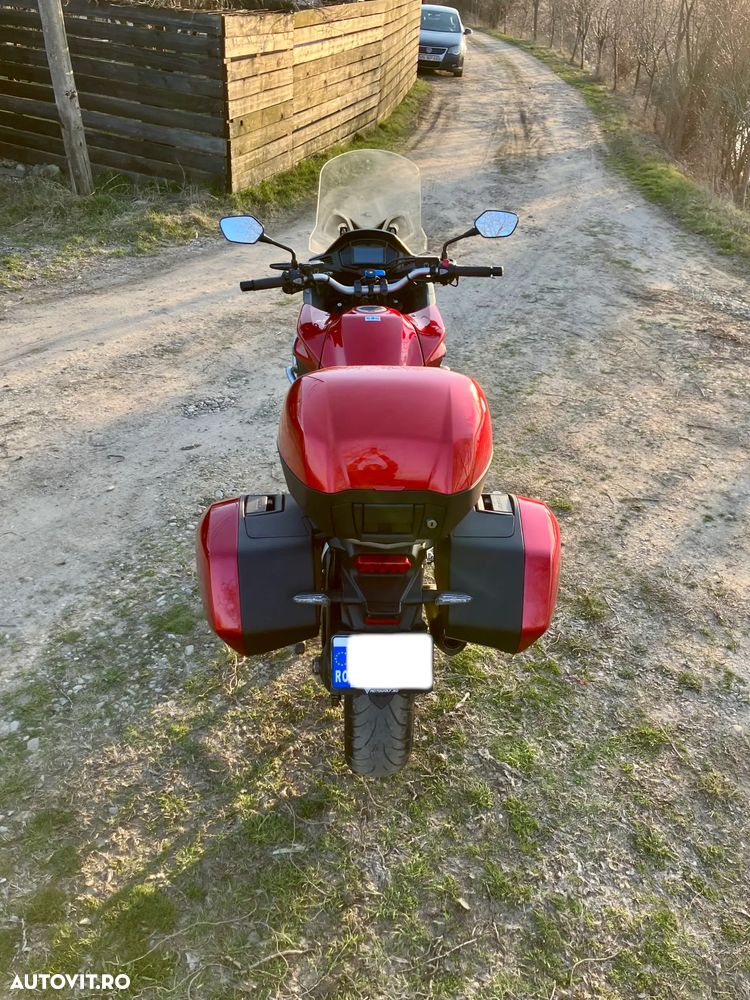 Honda VFR 800X Crossrunner - 6