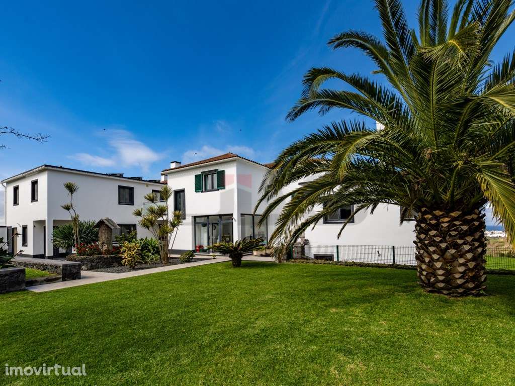 Herdade Vista mar | 5 Apartamentos Separados e Remodelados | Licenç... - Grande imagem: 2/45