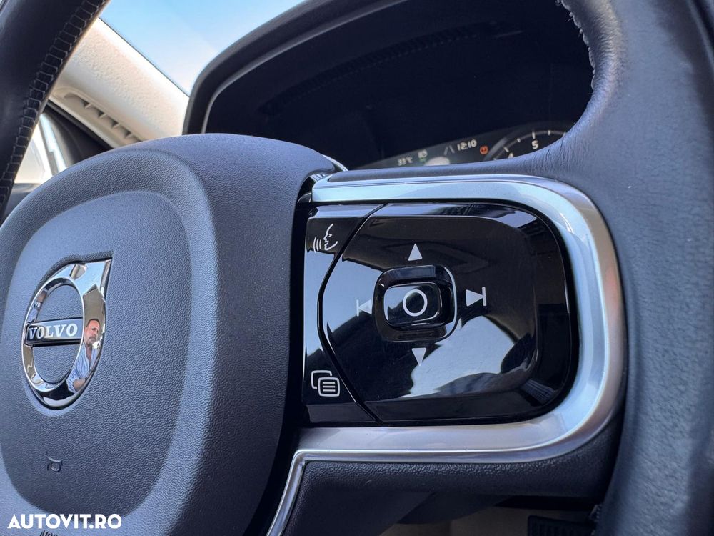 Volvo S90 T8 Twin Engine AWD Geartronic Momentum - 30