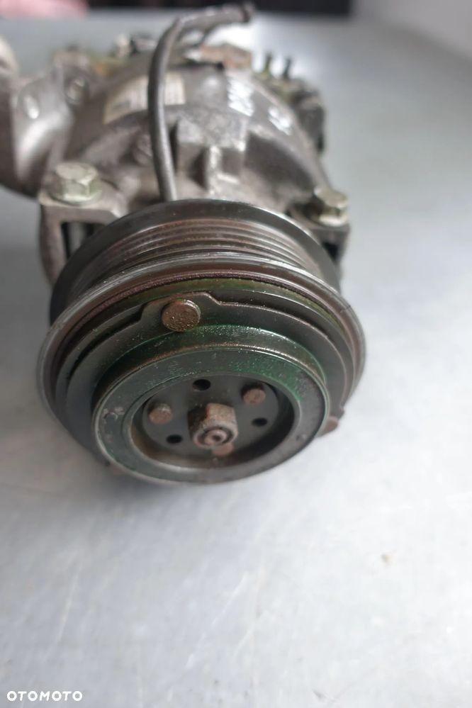 SPRĘŻARKA KLIMATYZACJI OPEL ADAM 1.2 B 39040229 - 5