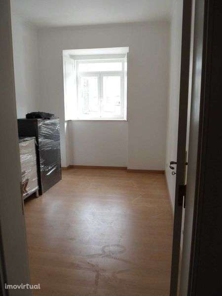 Arrenda-se T1 na Penha de França - Grande imagem: 3/8