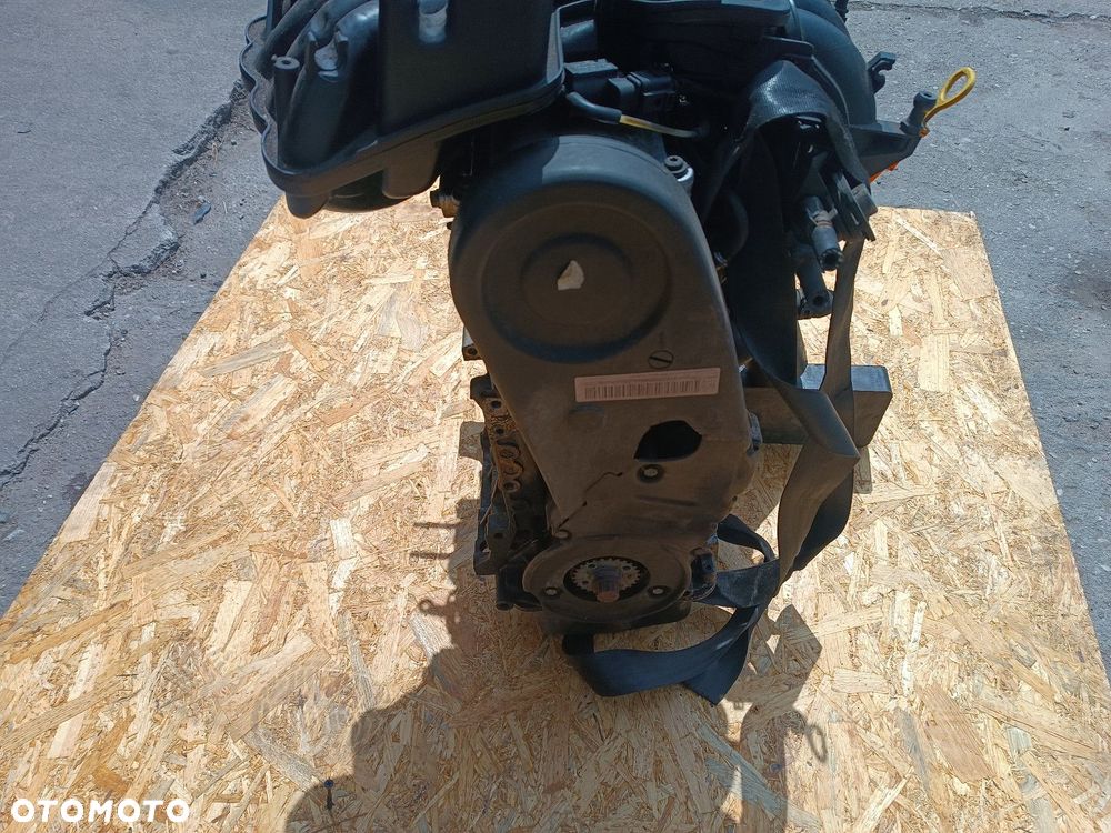 AUDI  A3 8L SILNIK BFQ 1.6 16V  185 TYŚ PRZEBIEGU - 4