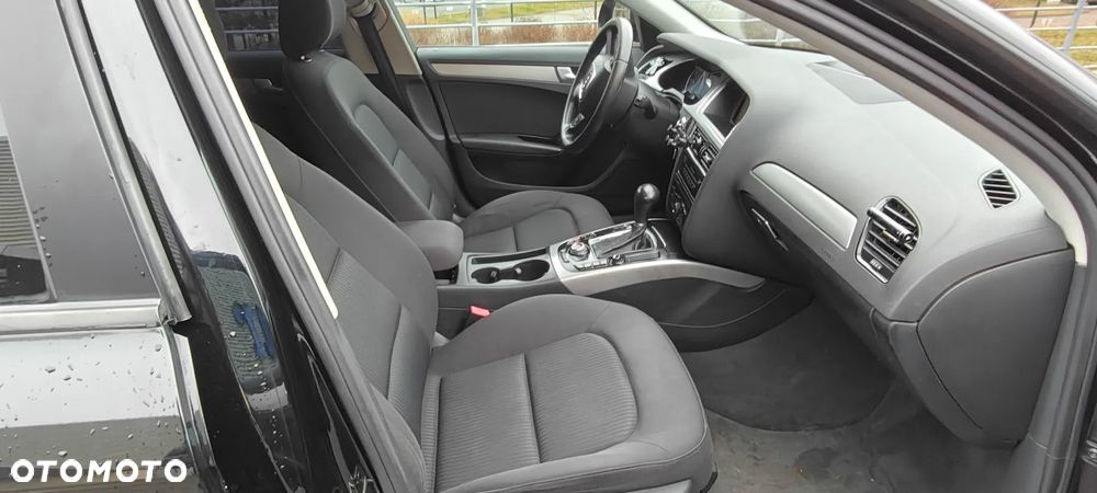 Audi A4 Avant 2.7 TDI DPF multitronic Ambiente - 8