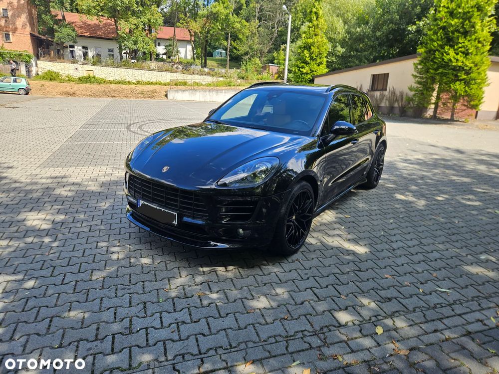 Porsche Macan Standard - 1