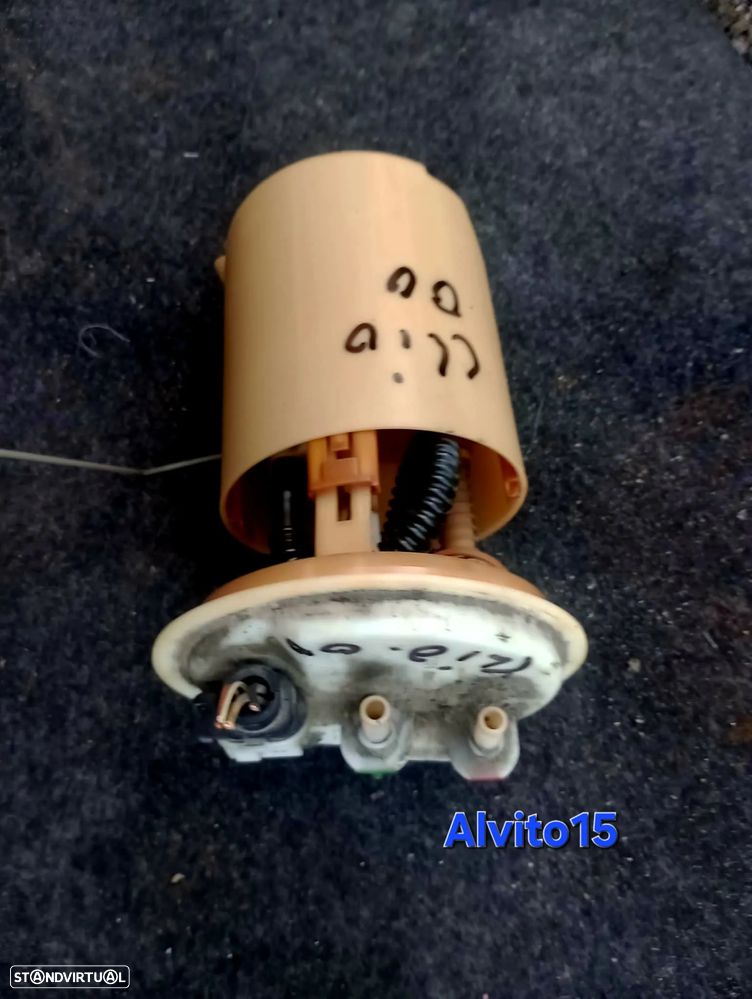 Bomba / boia de combustível Renault Clio  2000 - 1